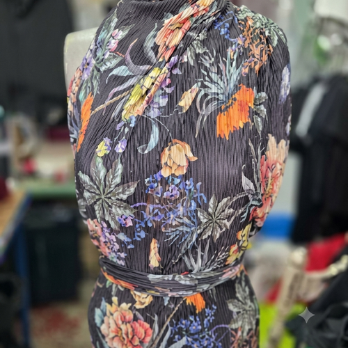 Black Floral Pleated Knit Fabric