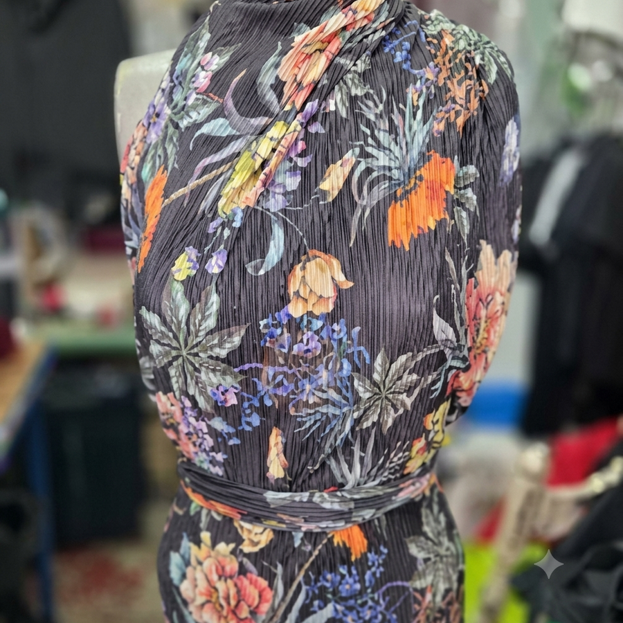 Black Floral Pleated Knit Fabric